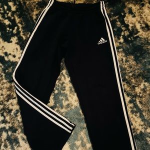 adidas classic men’s joggers/sweats - UNISEX Small - NEW!